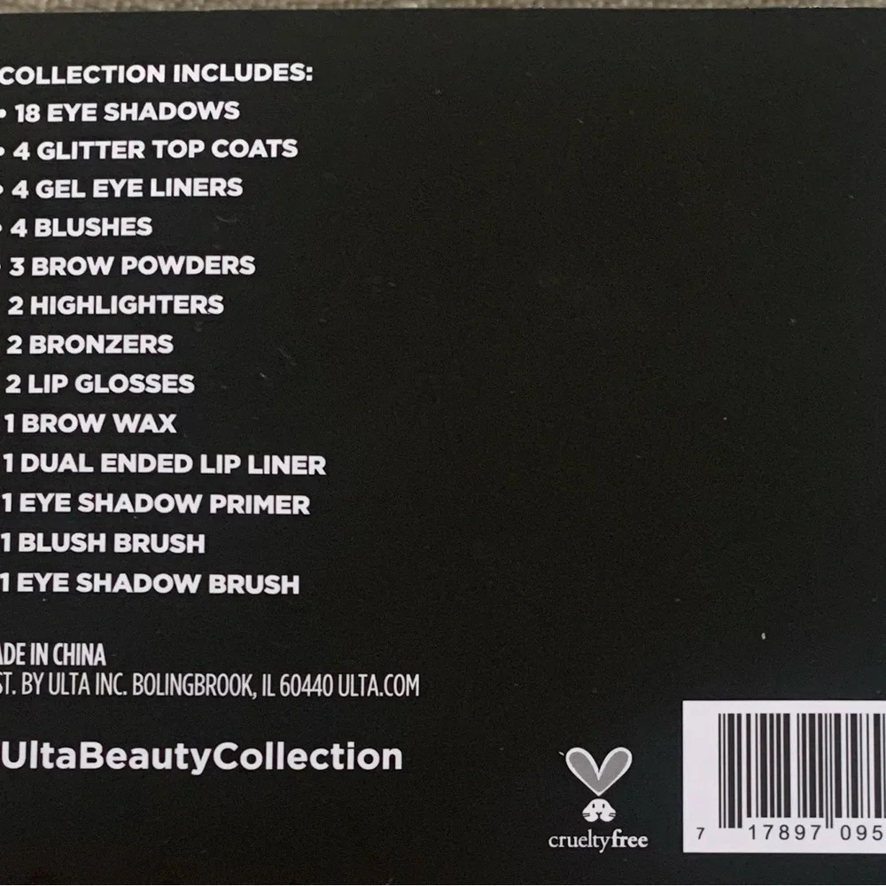 ✨HOST PICK✨ Ulta Beauty 44 pc makeup collection - Picture 5 of 6